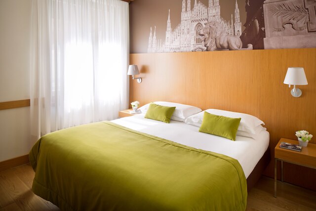 スターホテル ツーリスト