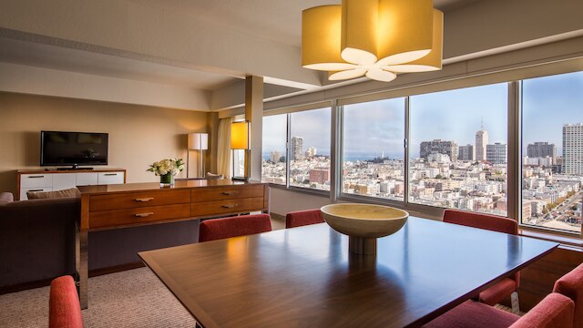 ホリデイ イン ゴールデン ゲートウェイ by IHG