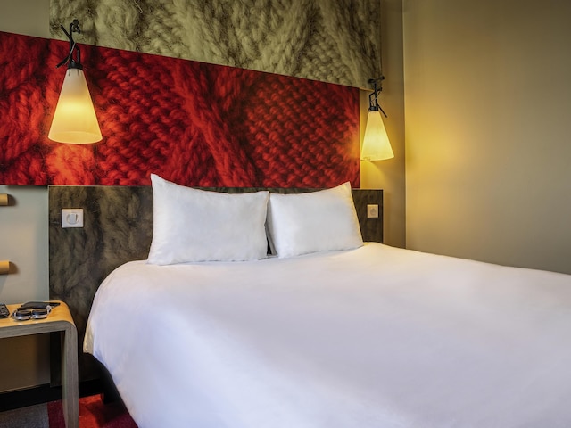 アイビス ナンテール ラ デファンス