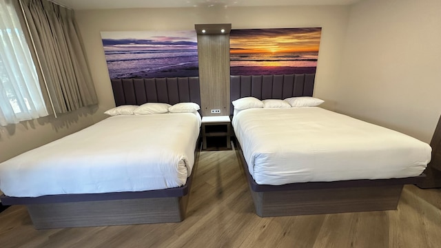 コスタ メサ イン