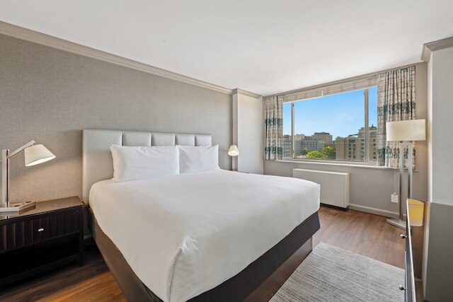 ザ リバー イン