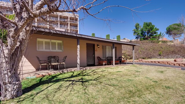 ベストウエスタン プラス アロヨ ローブル ホテル & クリークサイド ヴィラズ