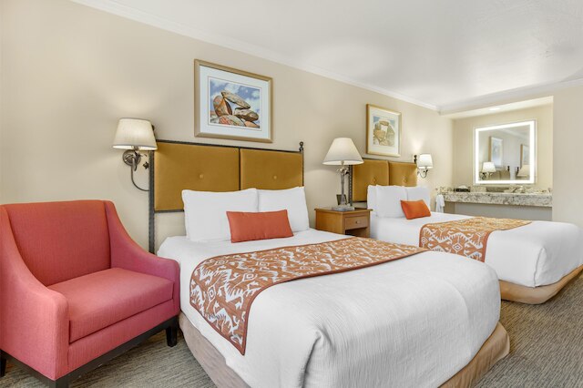 ベストウエスタン プラス アロヨ ローブル ホテル & クリークサイド ヴィラズ