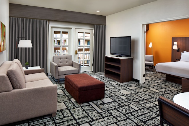 ベスト ウエスタン プラス メリディアン イン & スイーツ、アナハイムオレンジ