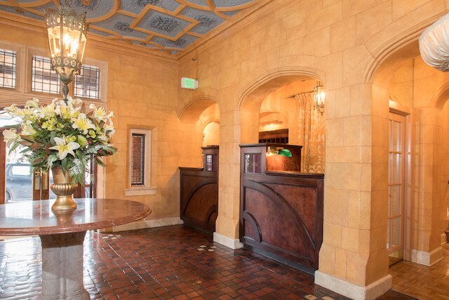 ザ ヘンリー パーク ホテル