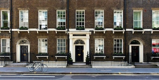 ザ アカデミー - スモール ラグジュアリー ホテルズ オブ ザ ワールド