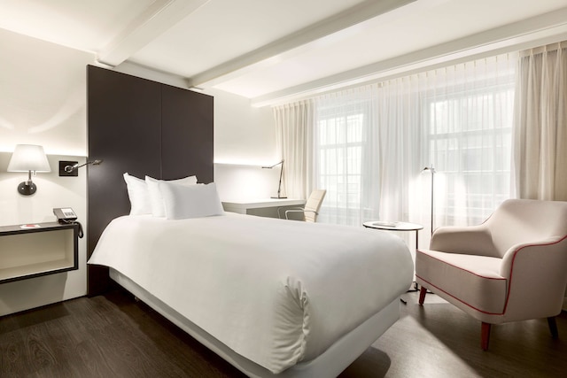 NH コレクションアムステルダム バルビゾン パレス