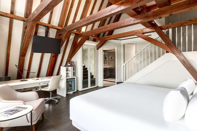 NH コレクションアムステルダム バルビゾン パレス