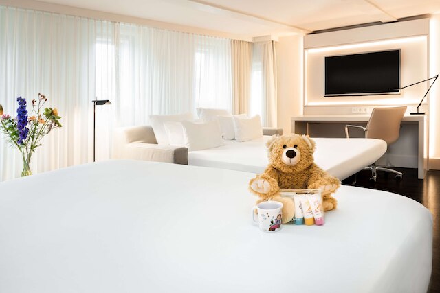 NH コレクションアムステルダム バルビゾン パレス