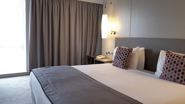 クラウン プラザ ストラトフォード アポン エイヴォン by IHG