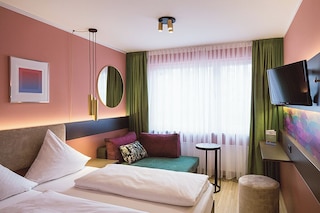 ウエストエンド ホテル