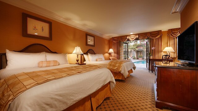 ベスト ウエスタン プラス サンセット プラザ ホテル