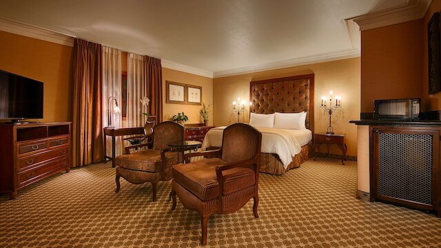 ベスト ウエスタン プラス サンセット プラザ ホテル