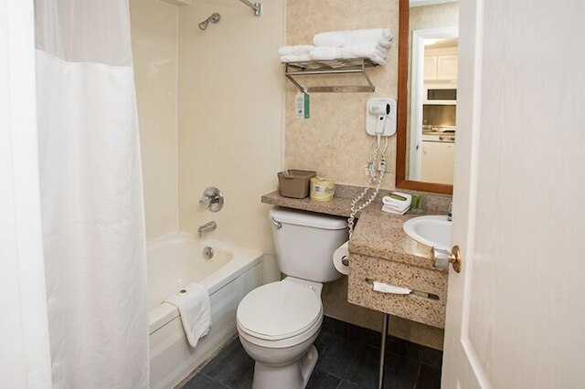 ノース バンクーバー ホテル