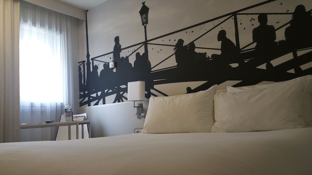 アイビス スタイル パリ トルビアック ビブリオテーク