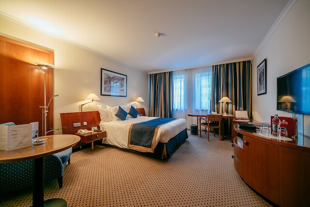 ル ロイヤル ホテルズ & リゾーツ