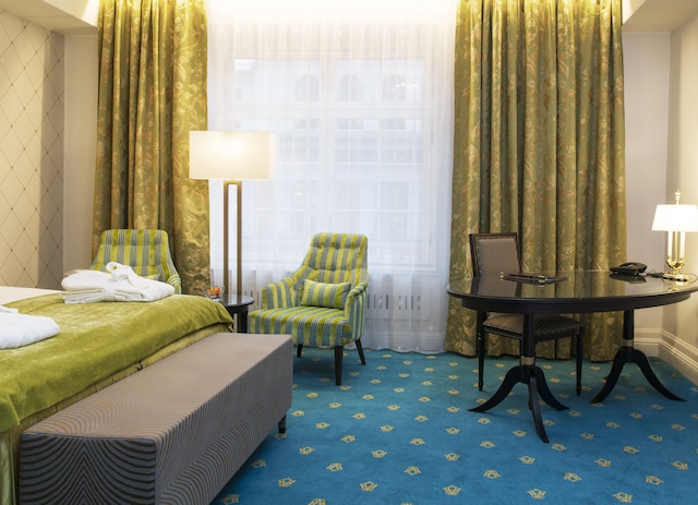 ホテル ブリストル