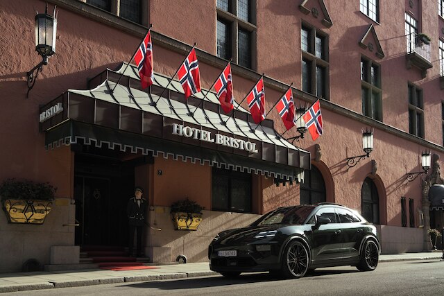 ホテル ブリストル