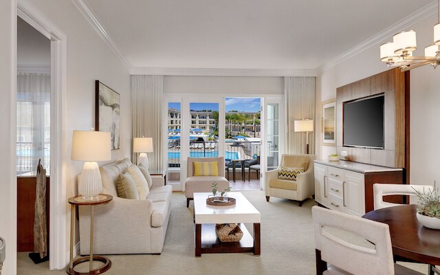 バルボア ベイ リゾート