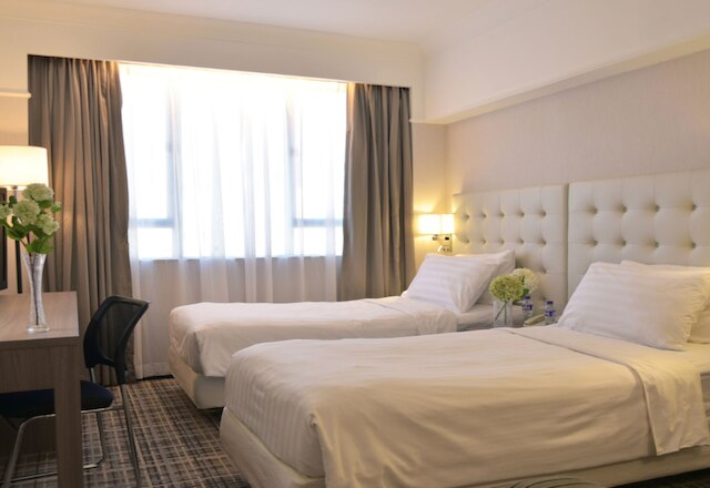 パンダ ホテル (悦来酒店)