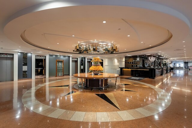 パンダ ホテル (悦来酒店)