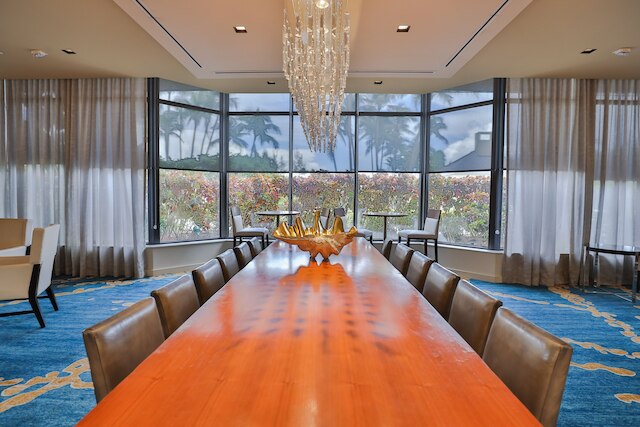 ヒルトン マイアミ エアポート ブルー ラグーン