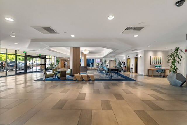 ダブルツリー バイ ヒルトン カーソン