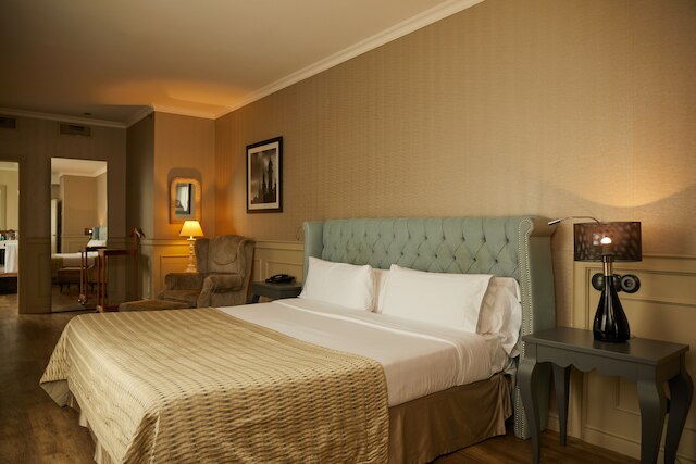 エル アベニーダ パレス ホテル