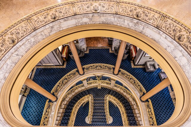 エル アベニーダ パレス ホテル