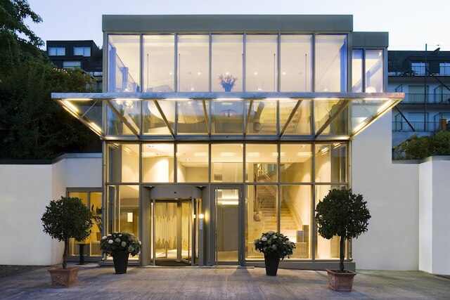 エンギマット シティ & ガーデン ホテル