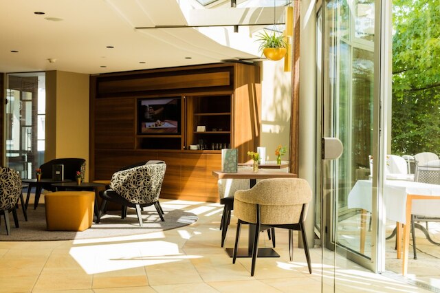 エンギマット シティ & ガーデン ホテル