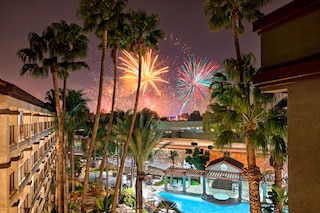 フォー ポインツ バイ シェラトン アナハイム