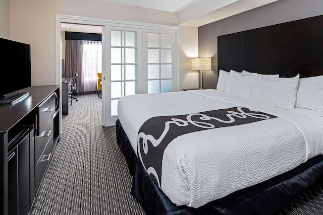 ラ キンタ イン & スイーツ バイ ウィンダム アナハイム