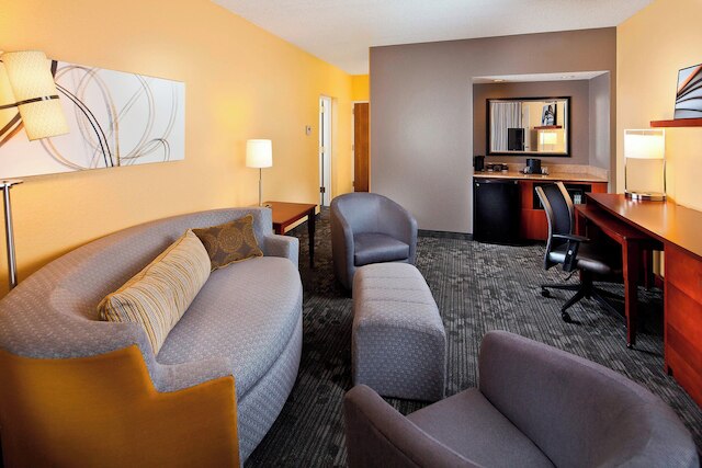 コートヤード・バイ・マリオット・マイアミ・エアポート・ウエスト / ドーラル