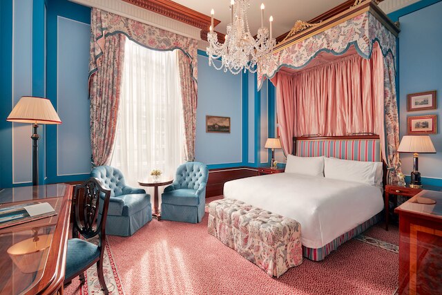 ザ レインズボロウ、オトカー ホテルズ