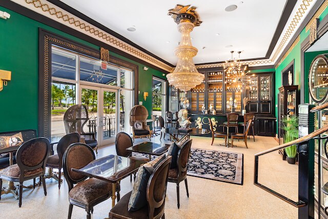 キャバリエ ホテル サウス ビーチ