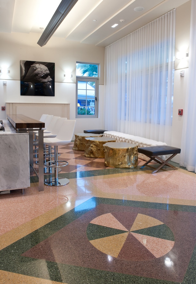 レスリー ホテル オーシャン ドライブ