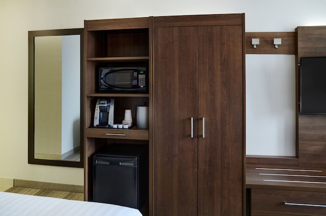 ホリデイ イン エクスプレス トロント - ダウンタウン by IHG