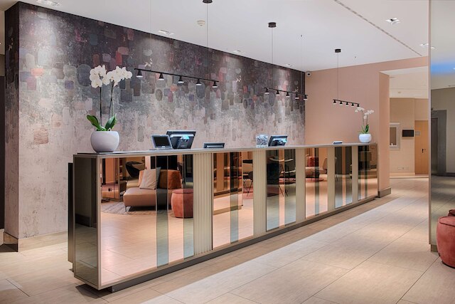 NH ボローニャ ドゥ ラ ガール