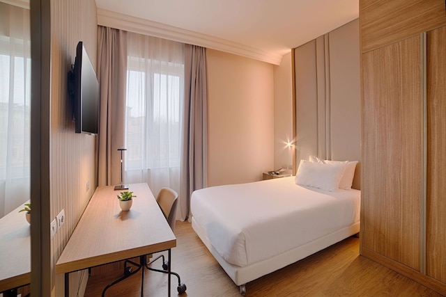 NH ボローニャ ドゥ ラ ガール