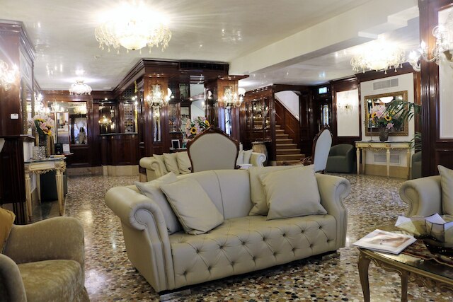 ホテル サヴォイア & ヨランダ