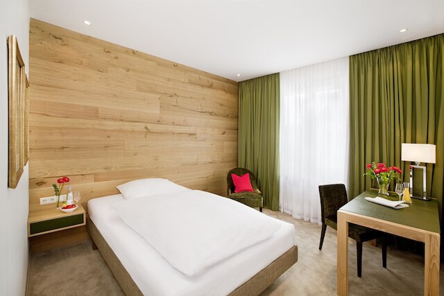 イーデン ホテル ヴォルフ