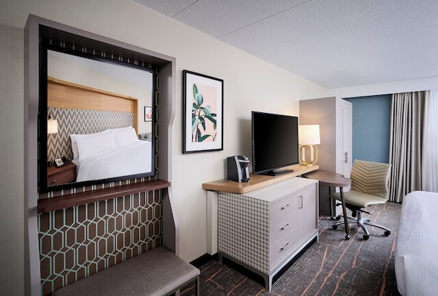 ホリデイ イン バーリントン カンファレンス センター by IHG