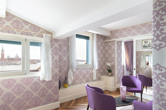 ロンドラ  宮殿ホテル ベネチィア