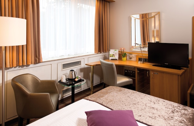 レオナルド フランクフルト シティ サウス