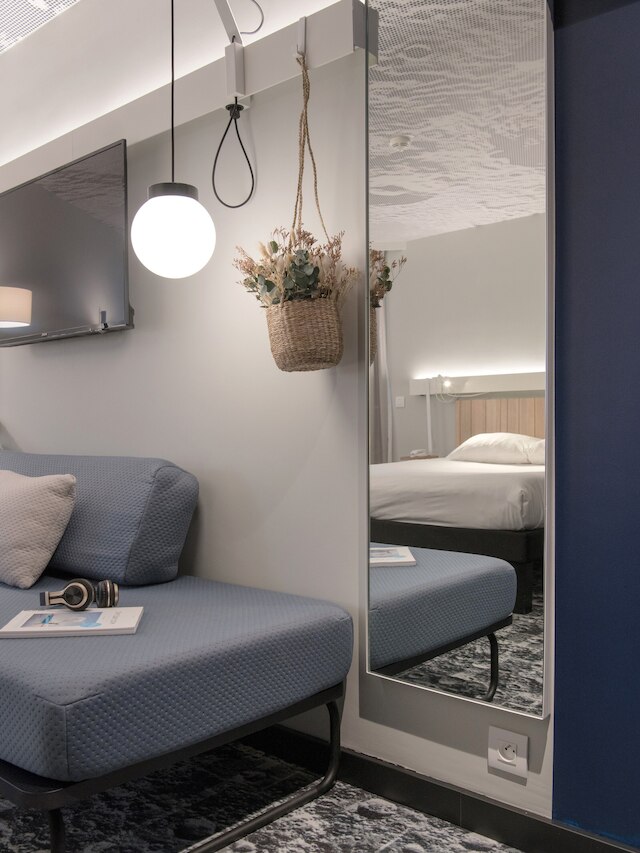 イビス ルエイユ マルメゾン センター