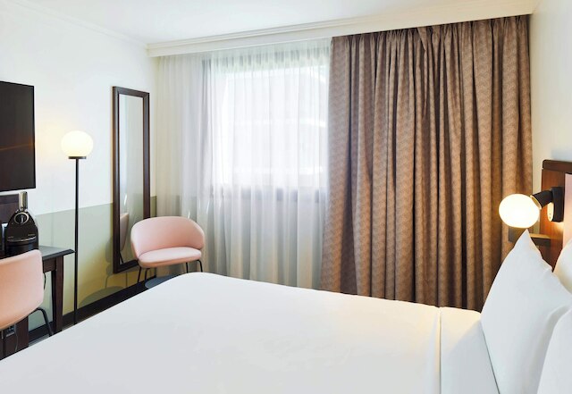 B&B ホテル サン-カンタン-アン-イヴリーヌ セントラル駅