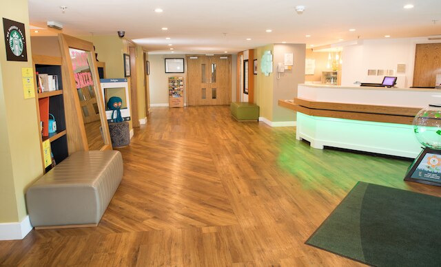 ホリデイ イン スラウ - ウィンザー by IHG