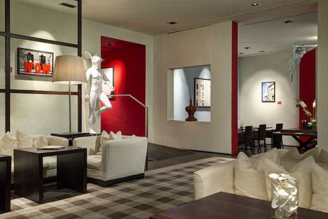 ギャラリー  ホテル アート - ルンガルノ コレクション