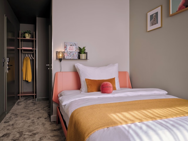 マックス ブラウン ホテル 5th ディストリクト、パート オブ サークル コレクション